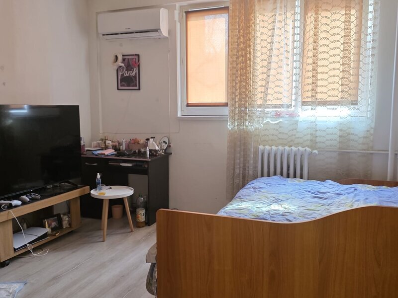 Dristor- Camil Ressu vav metrou