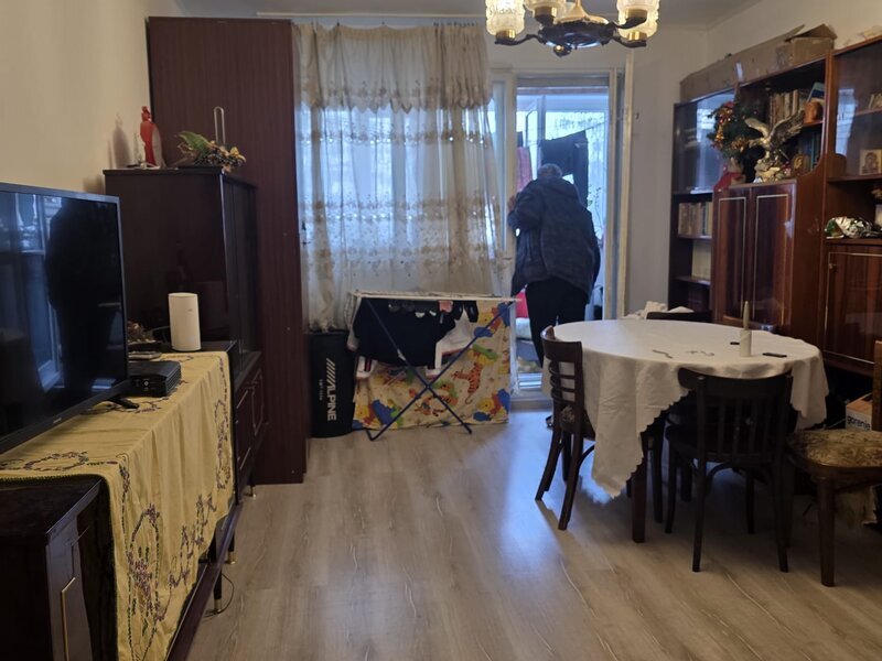 Dristor- Camil Ressu vav metrou